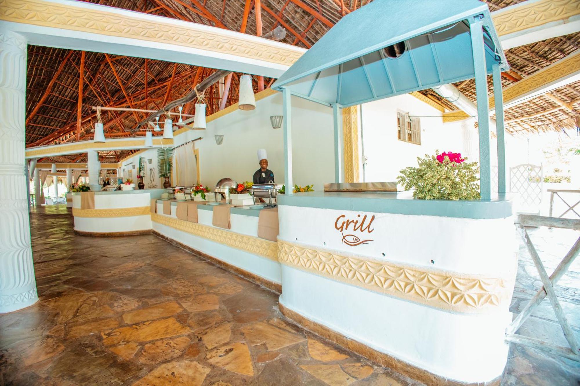 Twiga Beach Resort Watamu Dış mekan fotoğraf