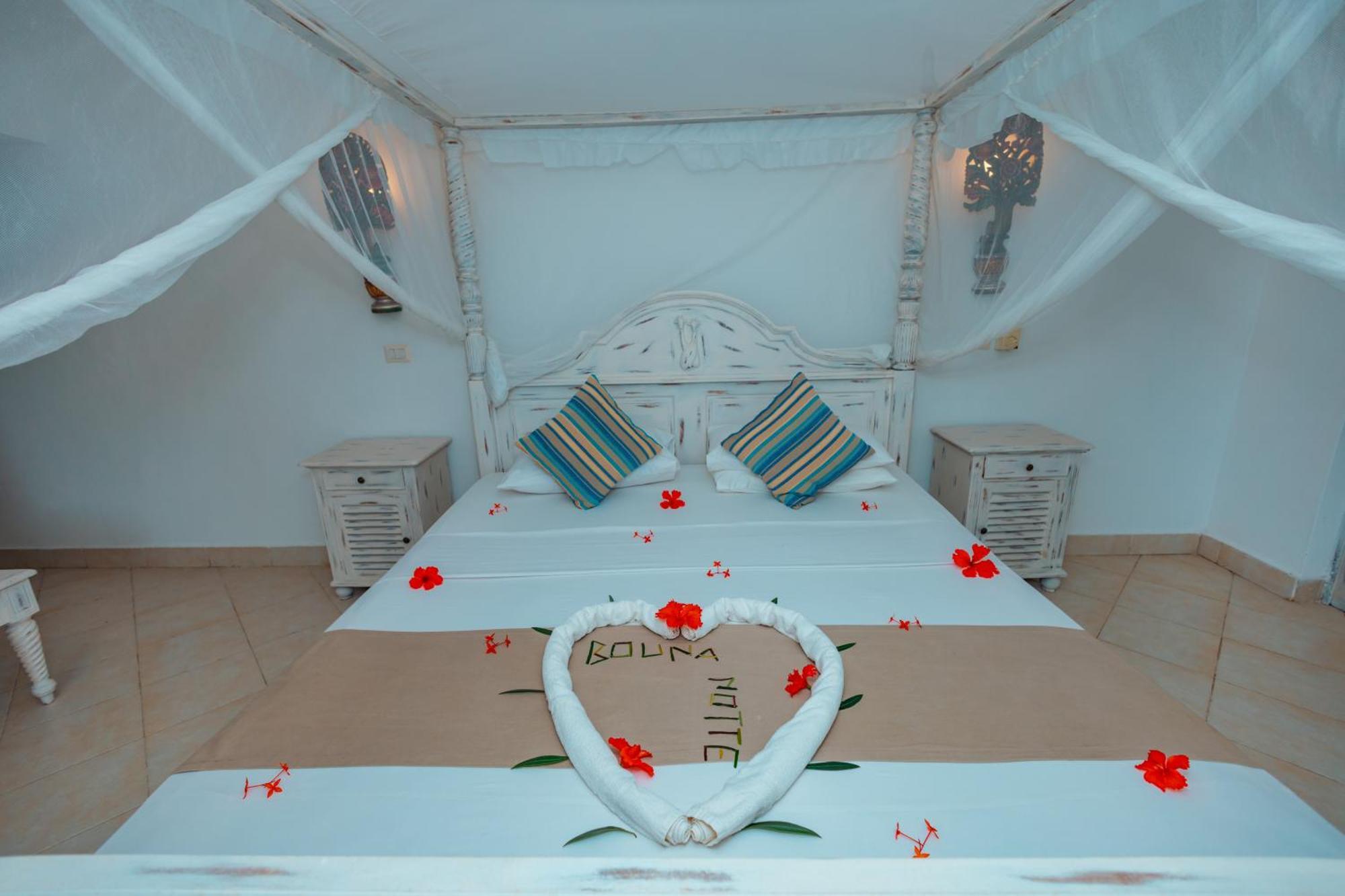 Twiga Beach Resort Watamu Dış mekan fotoğraf