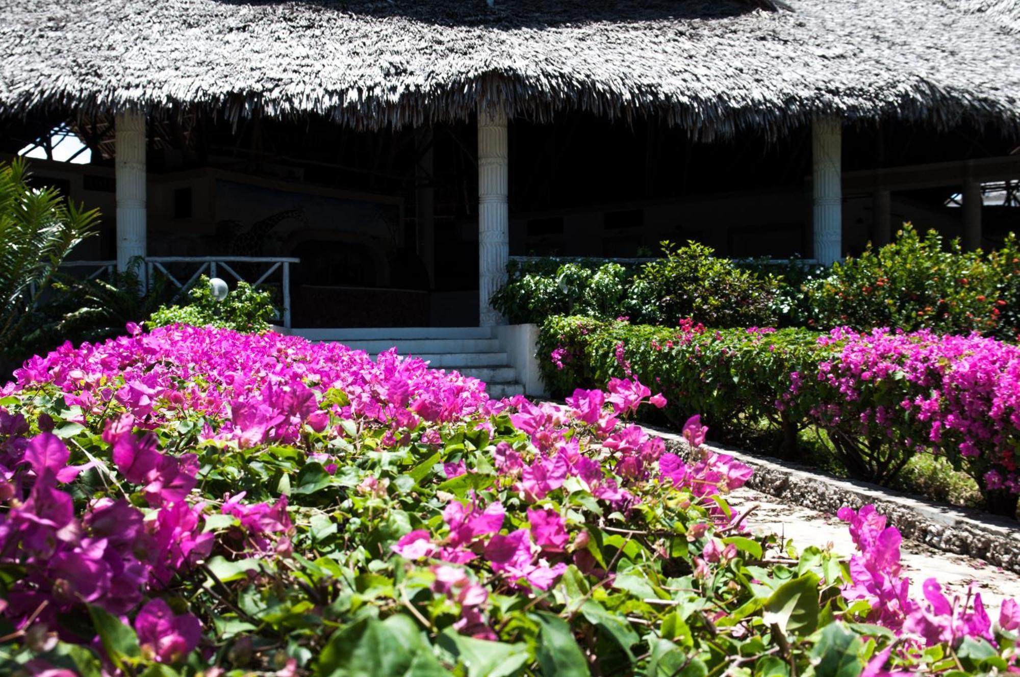 Twiga Beach Resort Watamu Dış mekan fotoğraf