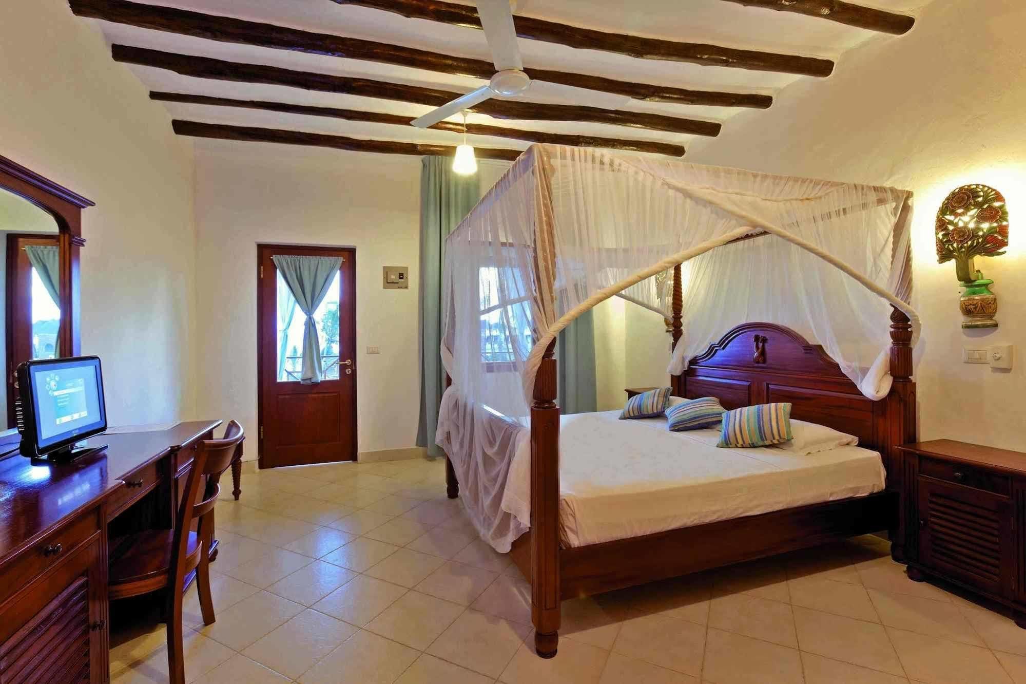 Twiga Beach Resort Watamu Dış mekan fotoğraf